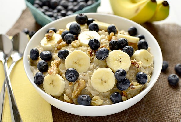 Chilled Banana-Berry Oatmeal